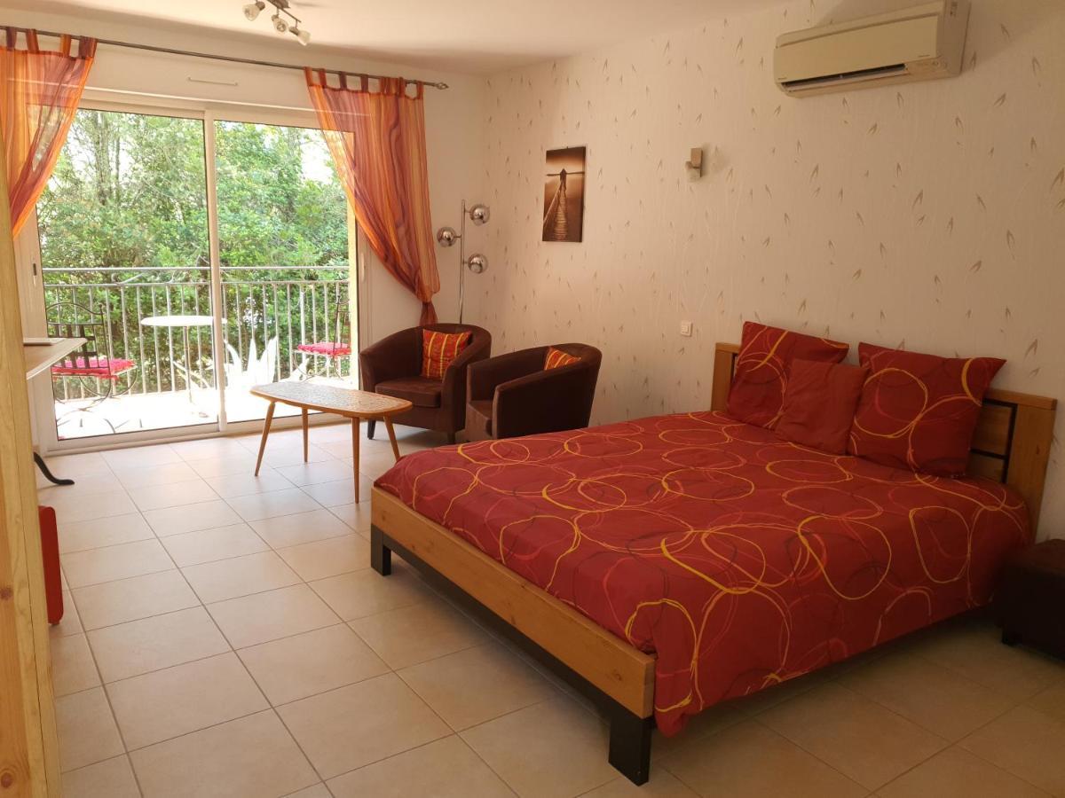 Villa Des Masques Aubais Dış mekan fotoğraf