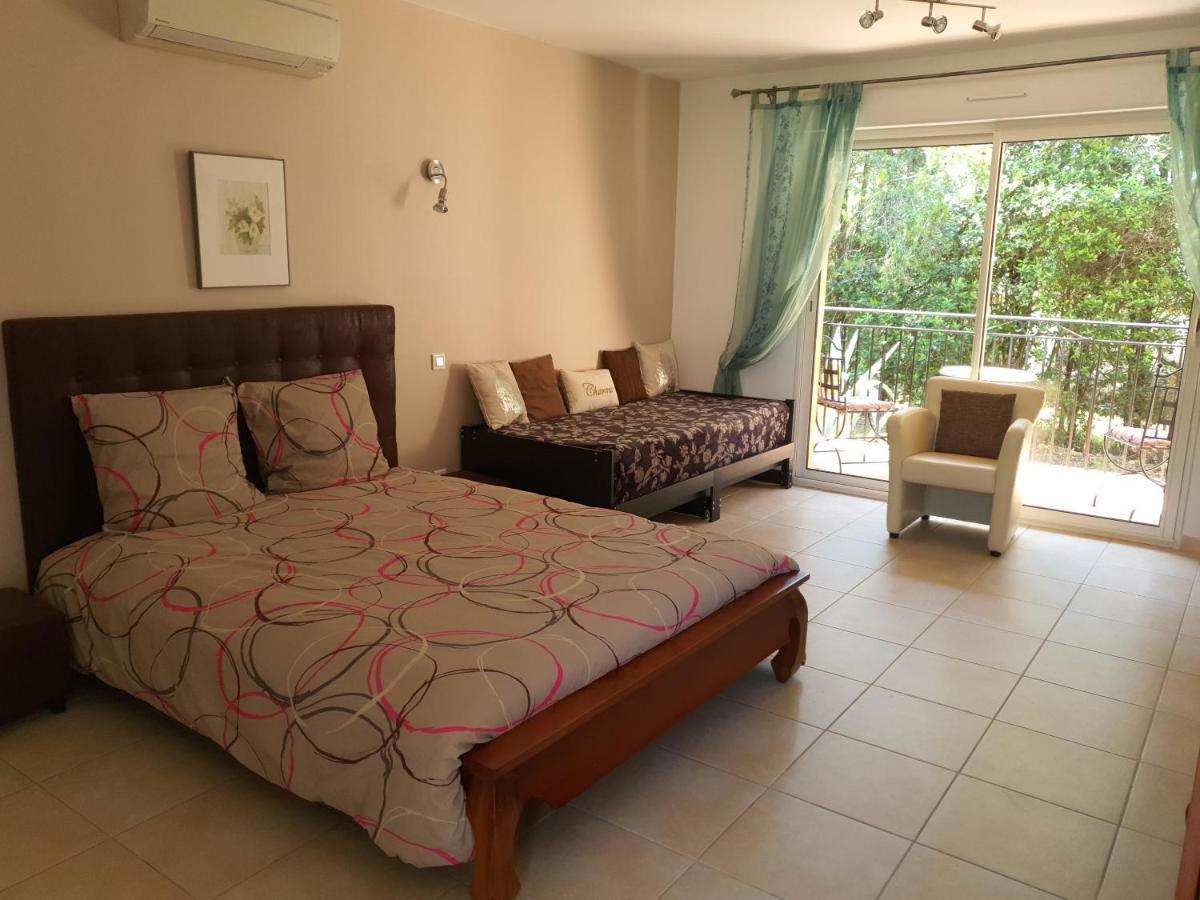 Villa Des Masques Aubais Dış mekan fotoğraf